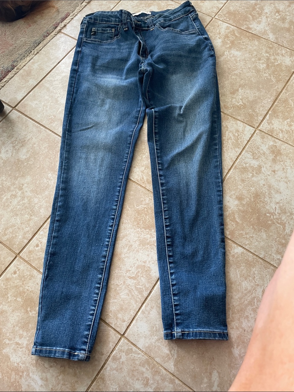 Women’s Dark Blue Stretch Skinny Jeans Kancan
